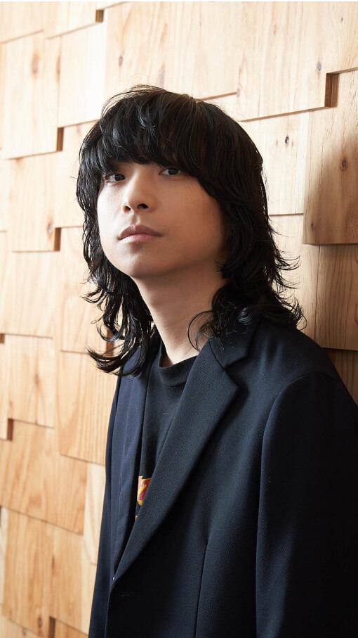 尾崎世界観（クリープハイプ）